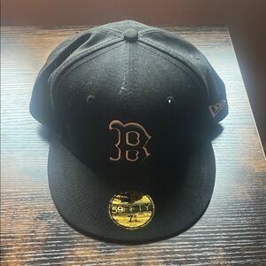 New Era Black 59FIFTY Cap with Boston Red Sox  Logo 7 3/4 size